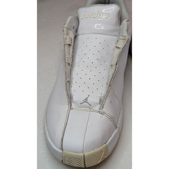 Jordan Team Elite 2 Low White Metallic Silver AO1732-100 Girl's Size (4.5) YOUTH - Picture 7 of 16